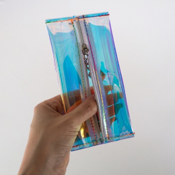 Women’s NEW Holographic Makeup Bag/Purse/Clutch - Picture 6 of 9